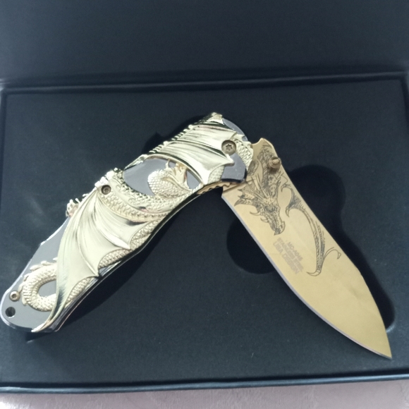 Collectible Fantasy Golden 3D Sculpted Wrap Around Dragon Knife w Gift Box - Picture 10 of 10